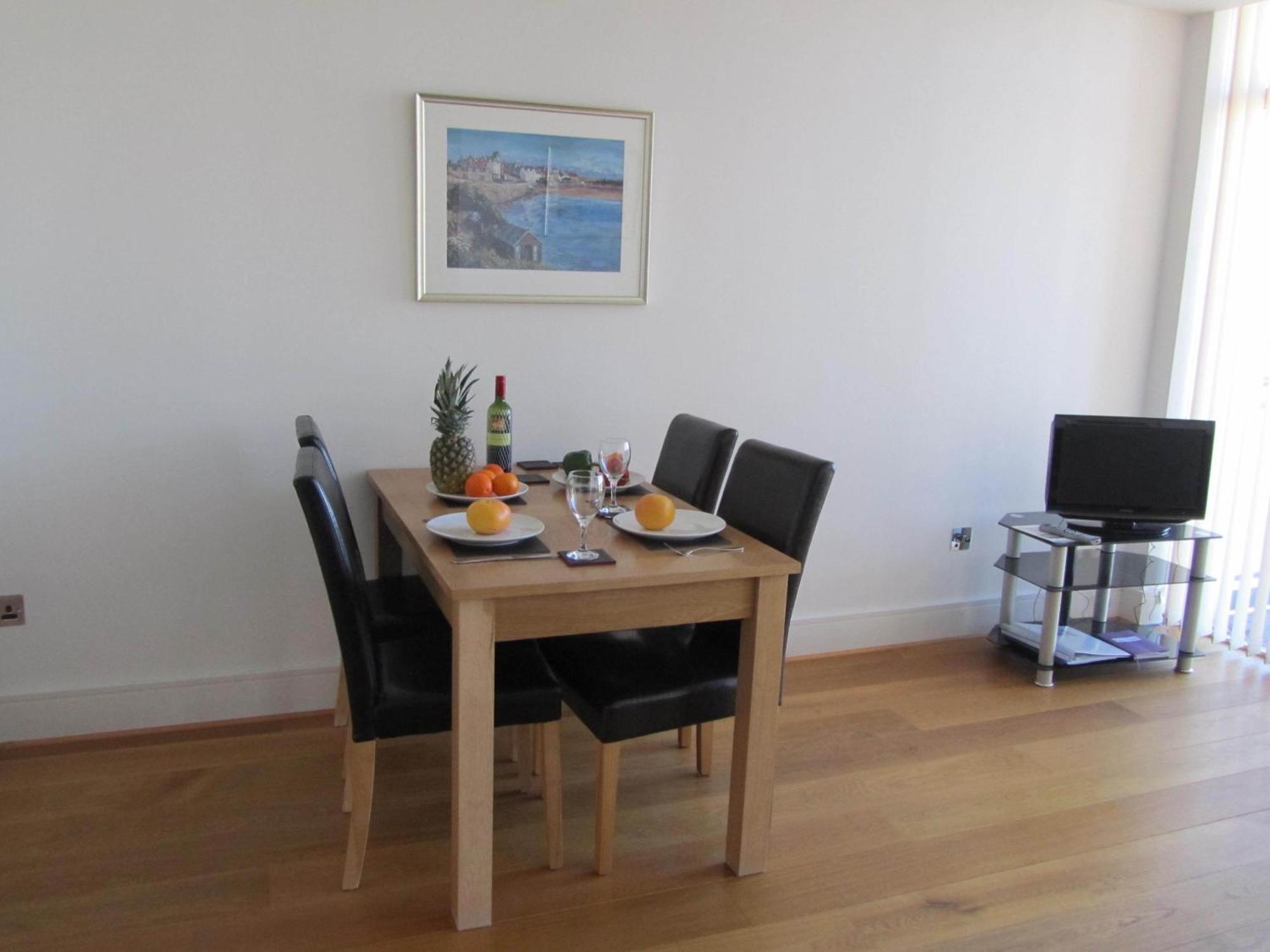 Bridge Street Apartments إينفيرنيس المظهر الخارجي الصورة